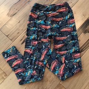 Lularoe feather leggings